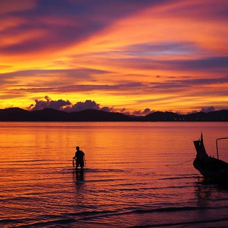 Вілла Modern Sunset Sea House Lam Sai Ко-Яо-Ной Екстер'єр фото